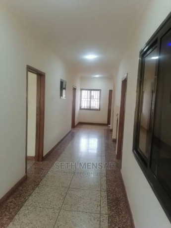 5bdrm-house-in-skm-adjiriganor-for-rent-big-2