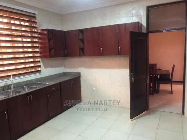 furnished-5bdrm-house-in-sakumono-estates-tema-metropolitan-for-rent-big-2