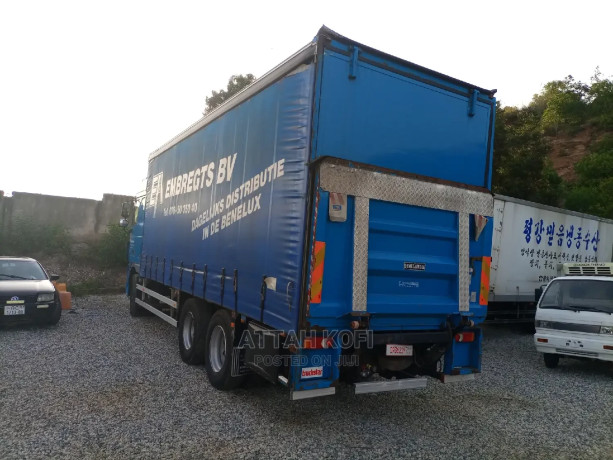 daf-euro5-automatic-double-axle-big-3