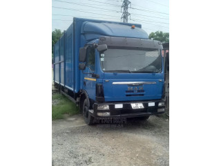 Man Deseil Registered Container