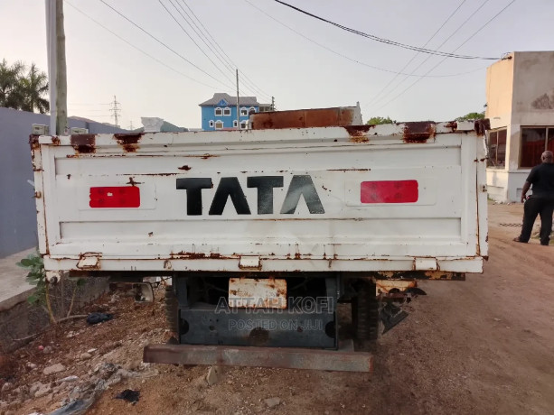 tata-truck-for-sale-big-4