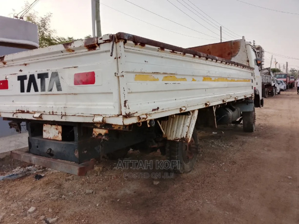 tata-truck-for-sale-big-3