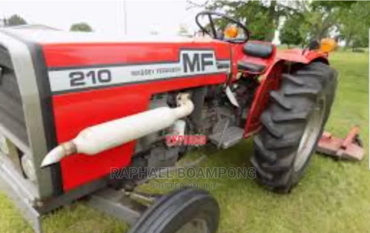 massey-fergusson-mf-210-4-utility-tractor-as-good-as-new-big-3