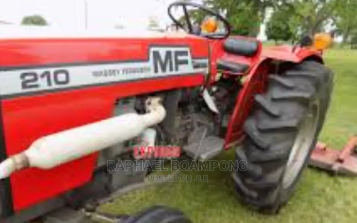 massey-fergusson-mf-210-4-utility-tractor-as-good-as-new-big-4