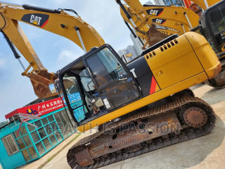 Almost New CAT 320 , Available Right Now