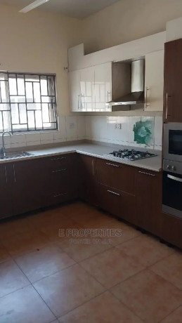 3bdrm-bungalow-in-devtraco-estate-tema-for-rent-big-4