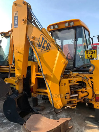 jcb-backhoe-loader-1997-big-1