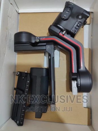 dji-rs-3-gimbal-stabilizer-big-0