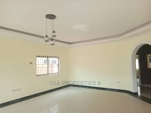 3bdrm-house-in-baatsona-total-for-rent-big-0