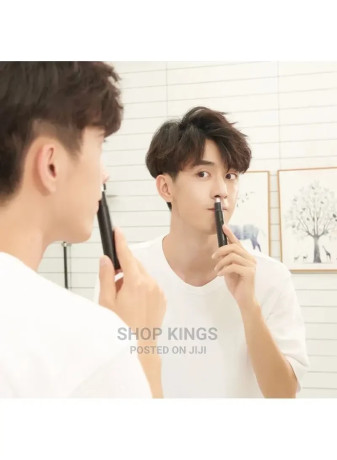 showsee-electric-nose-trimmer-portable-mini-ear-nose-hair-big-2