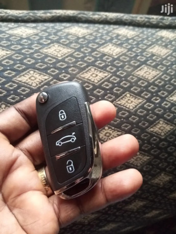 mitsubishi-remote-key-big-1