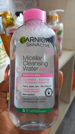 garnier-skin-active-micellar-cleansing-water-all-in-1-big-0