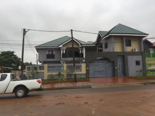 6bdrm House in Skm Property House, Haatso for Sale