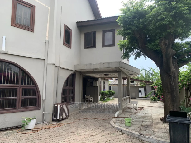 6bdrm-house-in-skm-property-house-achimota-for-sale-big-4