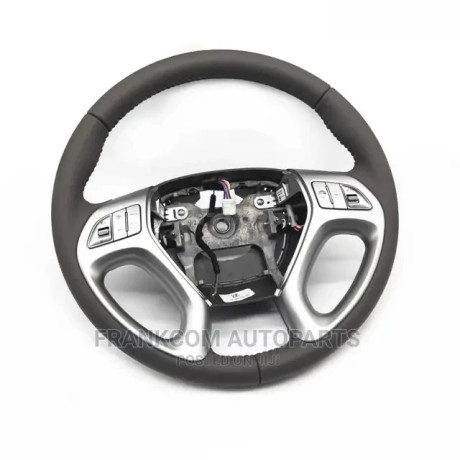 hyundai-elantra-driving-wheel-big-0