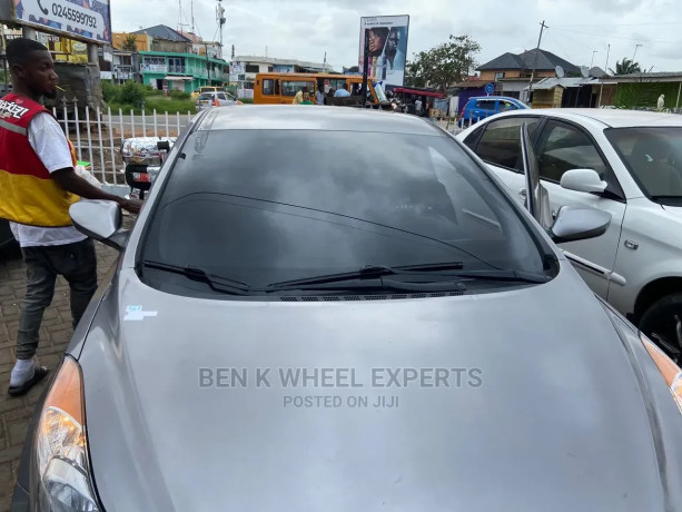 windscreen-tinting-all-car-big-0