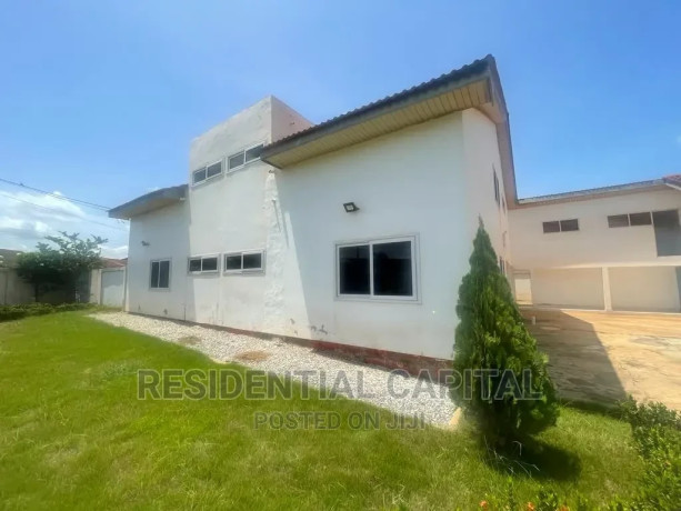 5bdrm-house-in-spintex-coca-cola-for-rent-big-4