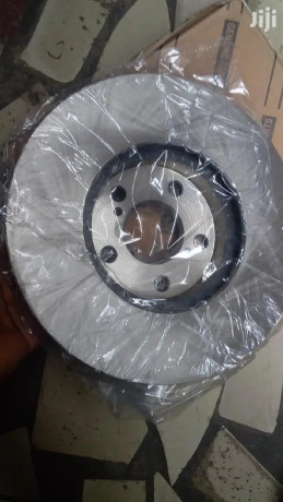 corolla-2009-all-kinds-of-brake-disc-available-big-0