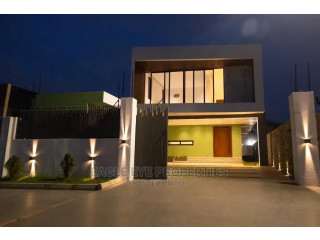 4bdrm House in Ashaley Botwe for Sale