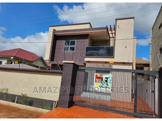 4bdrm House in Ashaley Botwe for sale