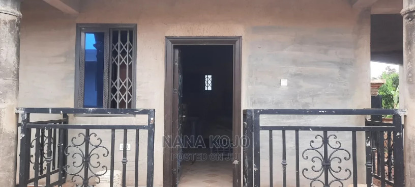 1bdrm-apartment-in-atonsu-feyiase-kumasi-metropolitan-for-rent-big-1