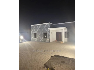 3bdrm House in Lakeside Estate, Ashaley Botwe for Sale