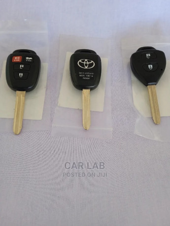 toyota-remote-keys-big-0