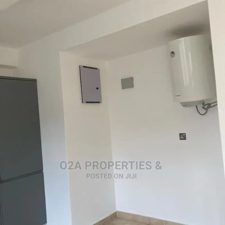 3bdrm-townhouseterrace-in-airport-residential-area-for-sale-big-4