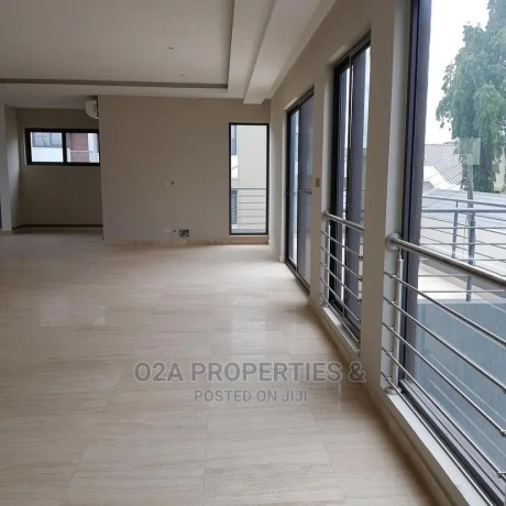 3bdrm-townhouseterrace-in-airport-residential-area-for-sale-big-1