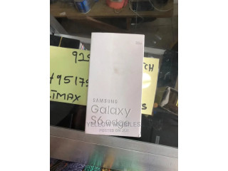 New Samsung Galaxy S6 edge 32 GB Gold