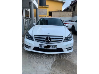 Mercedes-Benz C250 2014 White