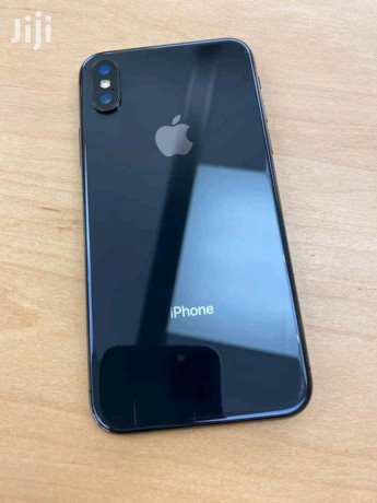 apple-iphone-x-64-gb-black-big-0