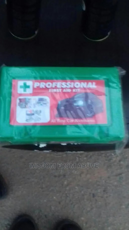 original-first-aid-box-we-have-all-sizes-for-your-car-call-big-0