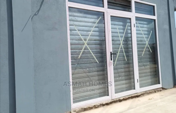 shop-for-rent-at-east-legon-big-1