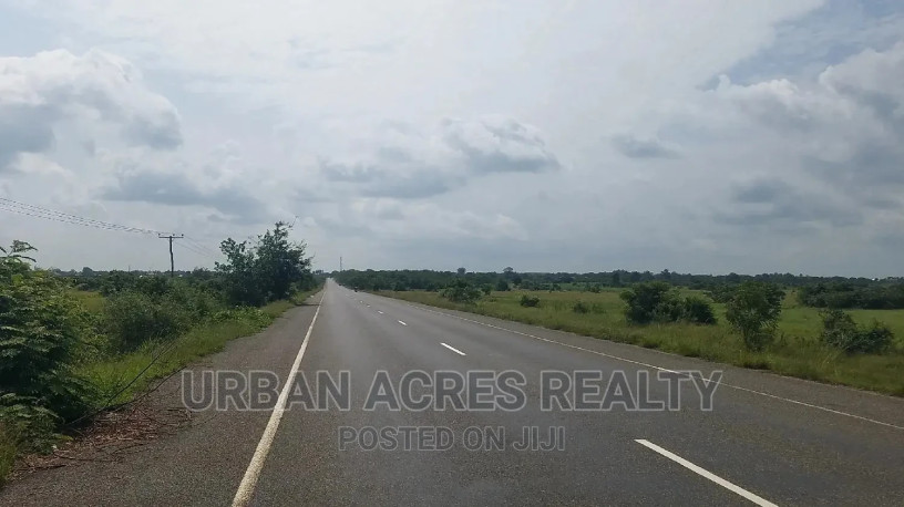 sogakope-adidome-road-vr-300-acres-commercial-land-big-0