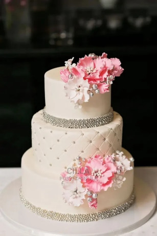 wedding-cakes-and-more-big-1