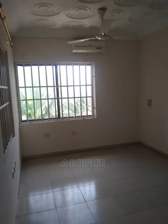 3bdrm-townhouseterrace-in-tantra-hill-for-sale-big-2