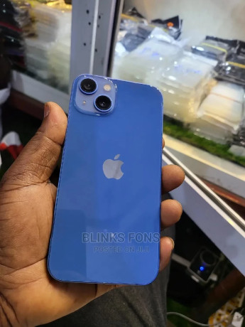 iphone-13-128-gb-blue-big-3