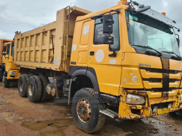 howo-64-tipper-truck-big-2