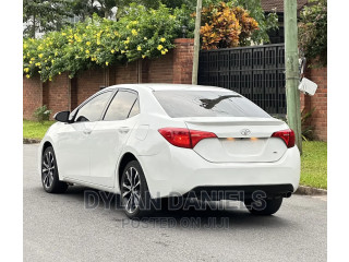 Toyota Corolla 2017 White