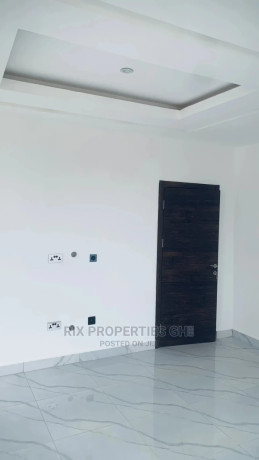 2bdrm-townhouse-terrace-in-east-legon-hills-for-rent-big-4