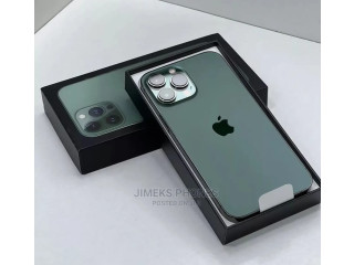 New Apple iPhone 13 Pro 256 GB Green