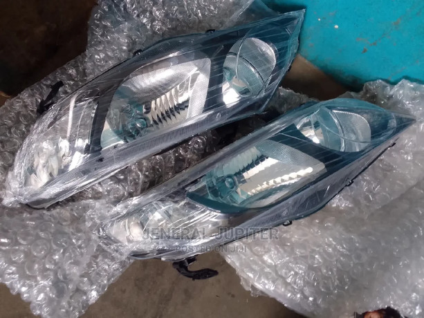 honda-civic-200810-headlight-pair-big-3