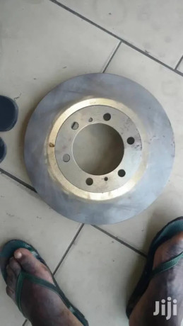 brand-new-brake-disc-for-all-cars-available-big-0