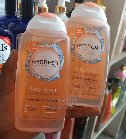 femfresh-intimate-skin-wash-big-0