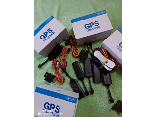 GPS Tracker With Voice Monitoring Functions Ww