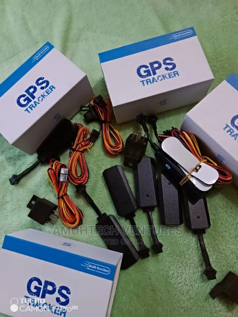 gps-tracker-with-voice-monitoring-functions-ww-big-0