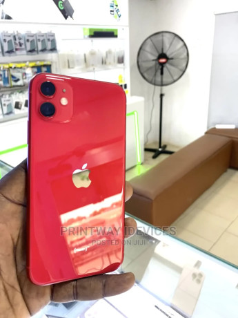 apple-iphone-11-64-gb-red-big-0