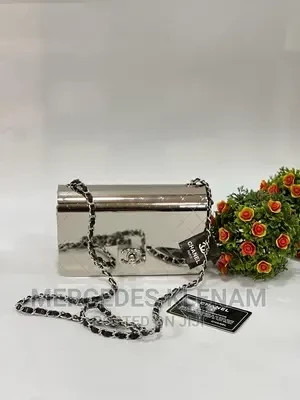 original-chanel-bag-big-1