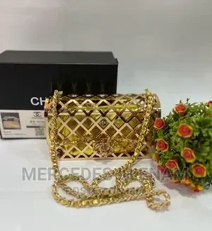 original-chanel-bag-big-2